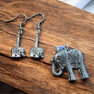 Silver Tone Elephant Earrings and Pendant Set *NWT*